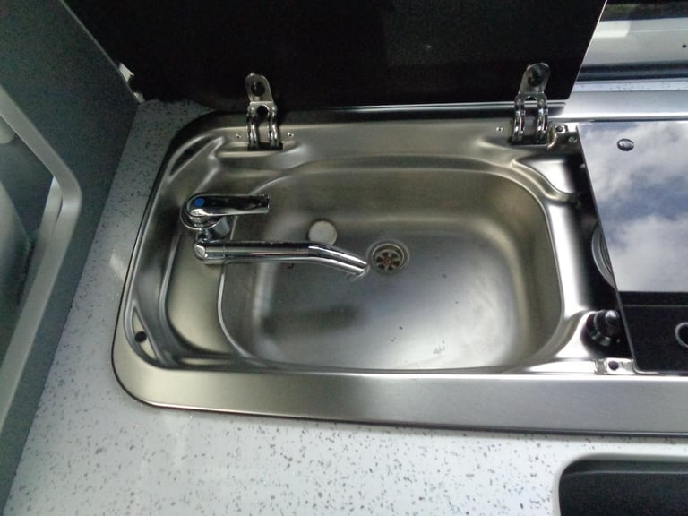 Volkswagen Transporter VW  2+2 Berth (Big Wave Campers Conversion) 2013/62