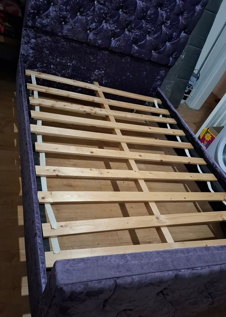 Double Velvet Diamantè Bed Frame [£80] (SAME DAY DELIVERY AVAILABLE)