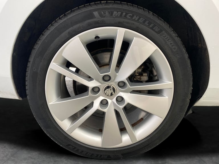2021 Skoda Superb 1.4 TSI iV 13kWh SE L Estate 5dr Petrol Plug-in Hybrid DSG Euro 6 (s/s) (21 Est...