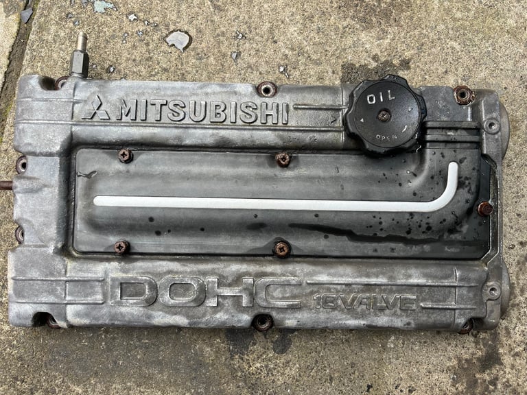 image for Mitsubishi EVO 1 2 3 Rocker Cover with Spark Plg Cover and Oil Cap