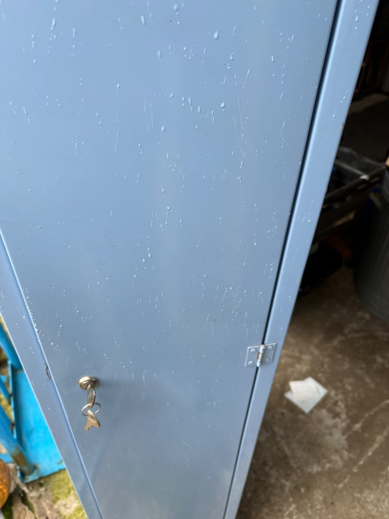 image for Single Locker With Key 