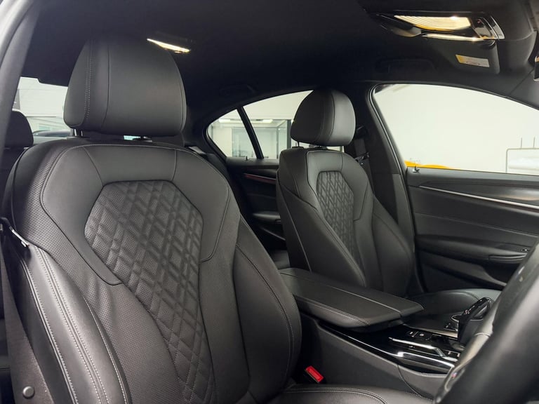 2022 BMW 5 Series 520i M Sport Saloon SALOON Petrol/Electric Hybrid Automatic