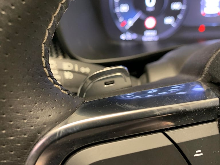 2020 Volvo XC40 2.0 T4 R-Design Pro SUV 5dr Petrol Auto Euro 6 (s/s) (190 ps) - USB AUDIO - Suv P...
