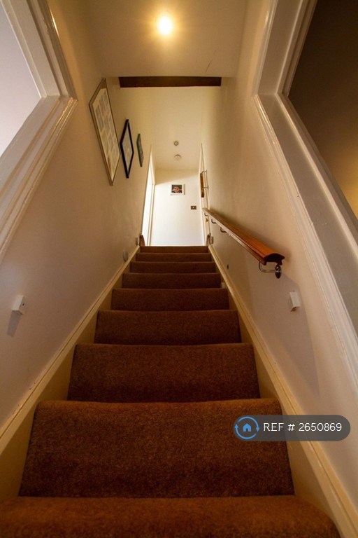 1 bedroom in Victoria Cottages, Bramley, Guildford, GU5 (#2650869)