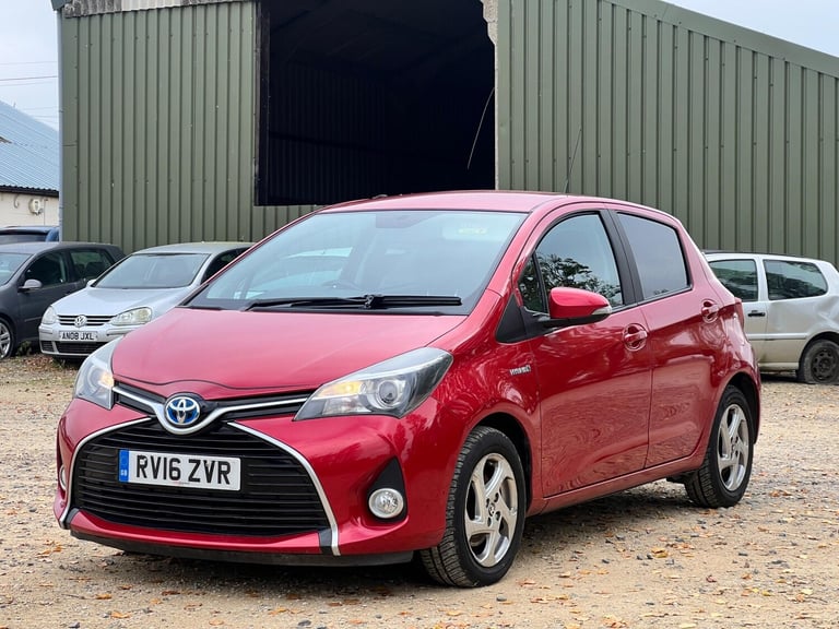 2016 Toyota Yaris 1.5 VVT-h Icon E-CVT Euro 6 5dr HATCHBACK Petrol/Electric Hybrid Automatic