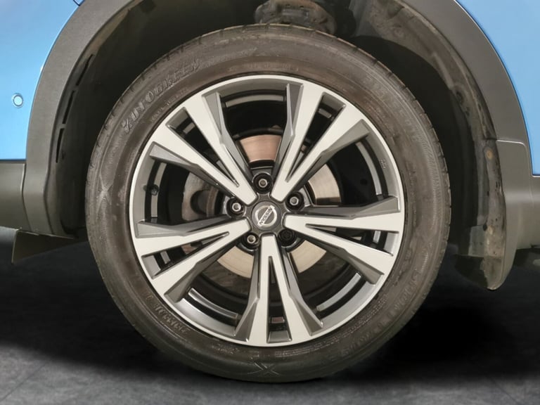 2019 Nissan Qashqai 1.3 DiG-T N-Connecta 5dr HATCHBACK PETROL Manual