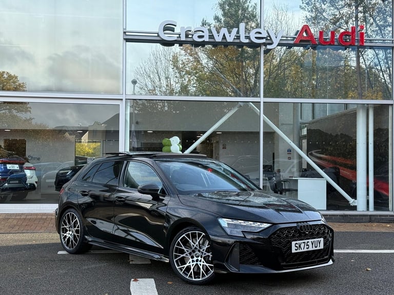 2025 Audi RS3 RS 3 TFSI Quattro Carbon Vorsprung 5dr S Tronic HATCHBACK PETROL Automatic