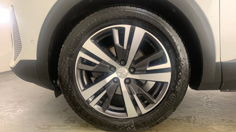 2022 Peugeot 3008 1.2 PureTech Allure SUV 5dr Petrol Manual Euro 6 (s/s) (130 ps) SUV Petrol Manual