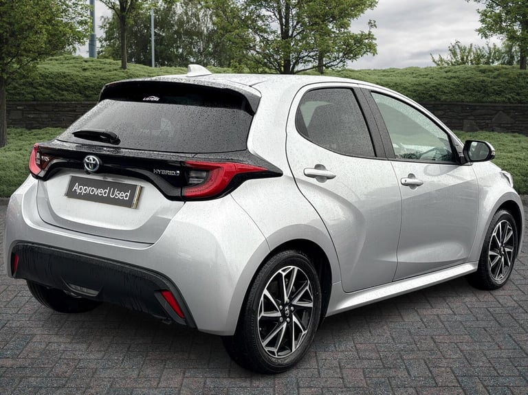 2022 Toyota Yaris 1.5 Hybrid Design 5dr CVT Hatchback Hybrid Automatic
