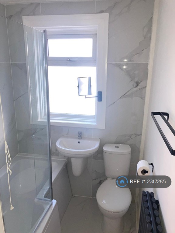 3 bedroom house in Avon Street, Birkenhead, CH41 (3 bed) (#2317285)