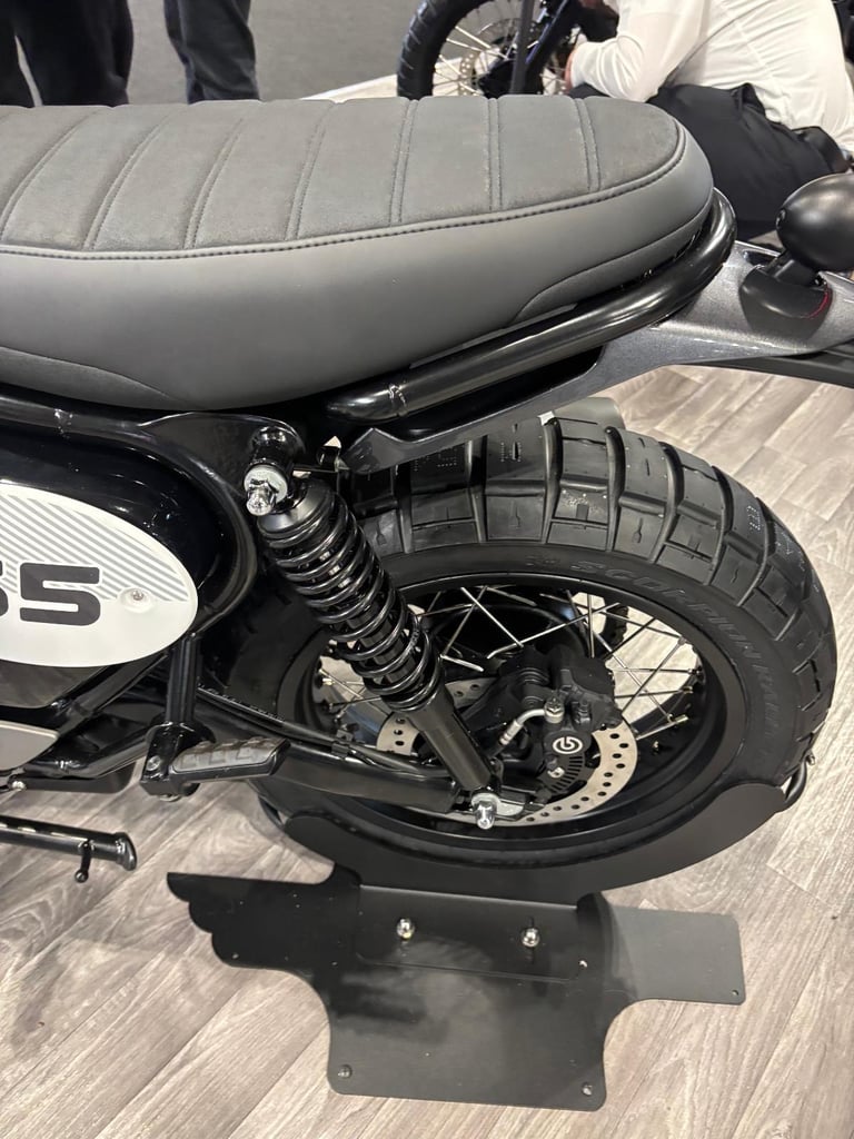 BSA Scrambler 650cc Classic Motorcycle Gold Star 
