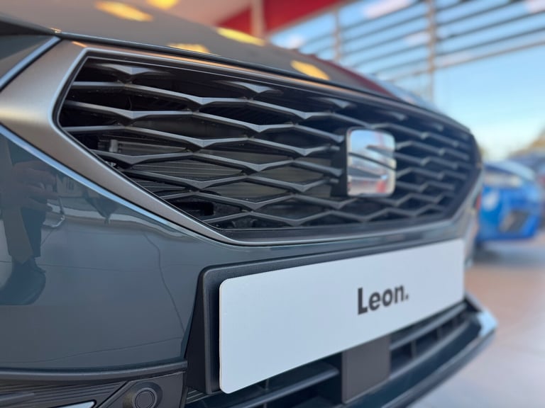 2025 SEAT Leon 1.5 e-Hybrid FR Sport 5dr DSG [DAP] Estate Petrol Parallel PHEV Automatic