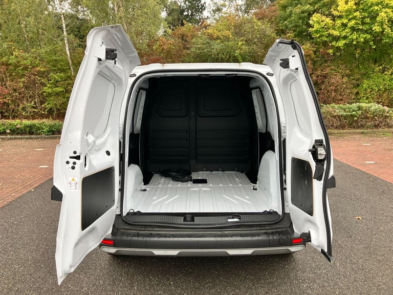  Nissan Townstar 45kWh Acenta Panel Van 6dr Electric Auto L1 (122 ps) Electric Automatic