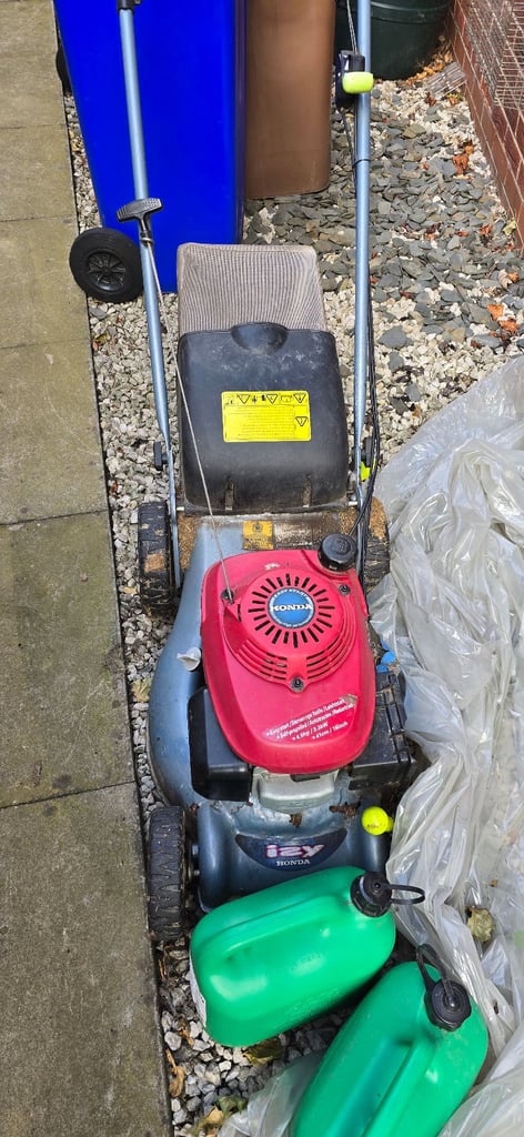 Honda Izy petrol lawnmower Spares or repairs