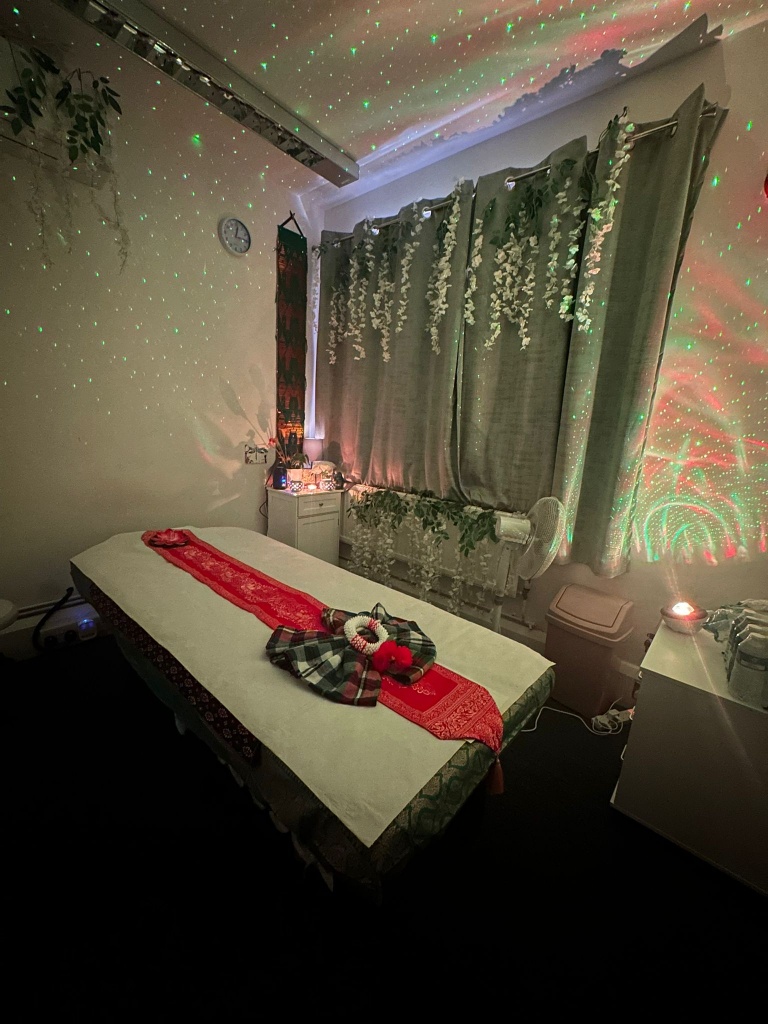  THAI MASSAGE Experience Canary Wharf thai massage mobile 
