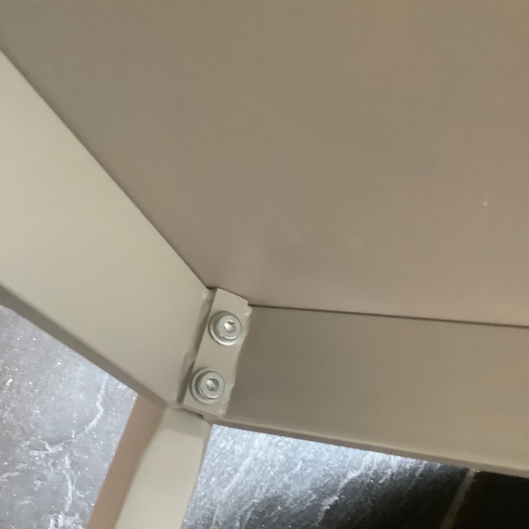 Kitchen Table & Chairs