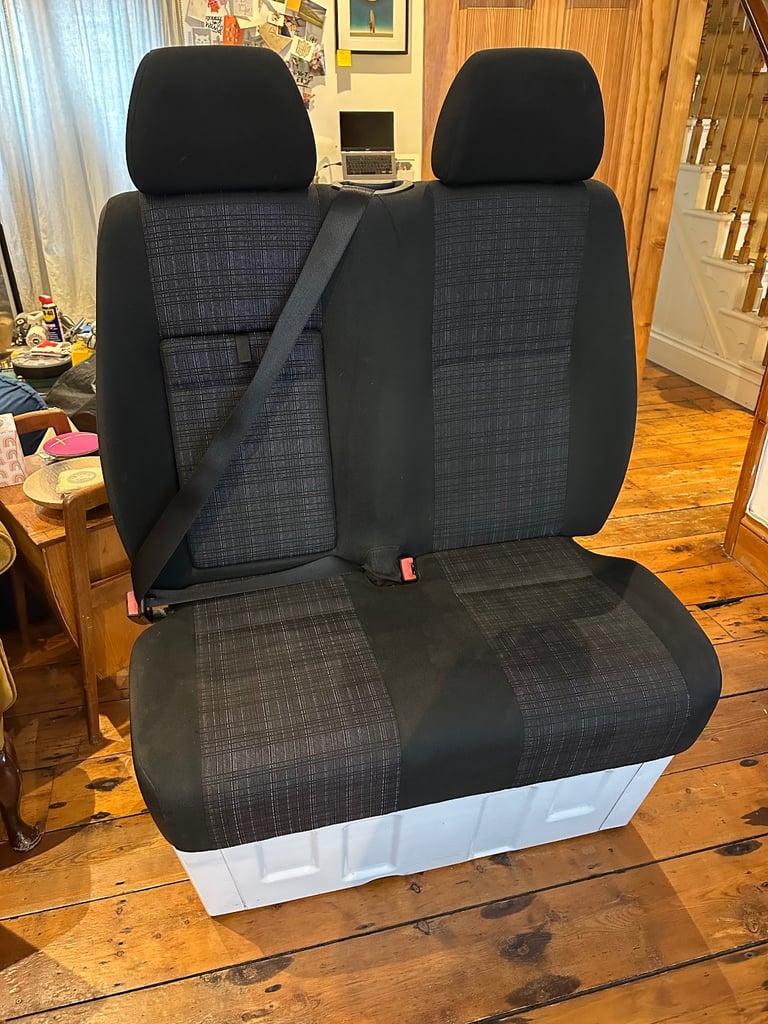 Mercedes Sprinter 906 NS Passenger Twin Bench Seat + Base and Mats / Very Good 