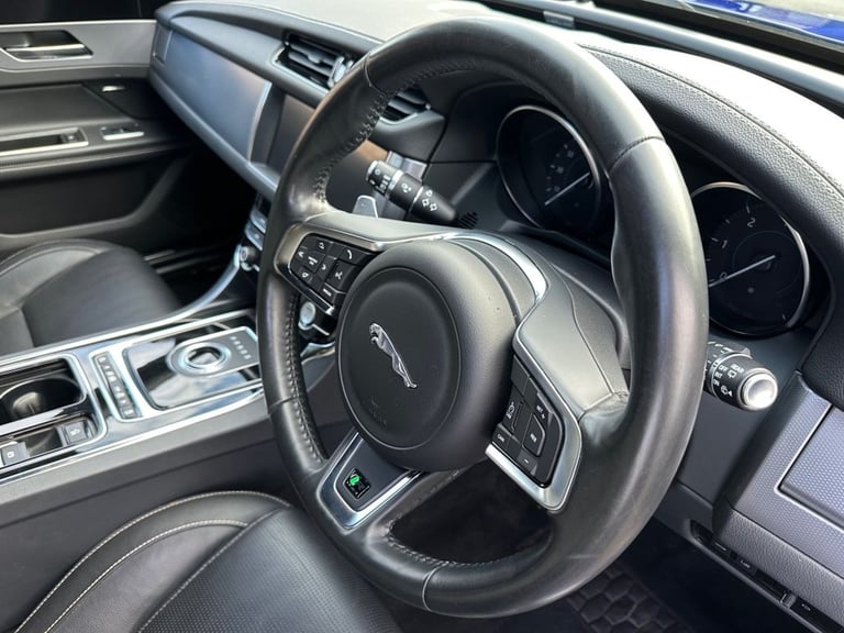 2019 Jaguar XF 2.0d R-Sport Sportbrake 5dr Diesel Auto Euro 6 (s/s) (180 ps) Estate Diesel Automatic