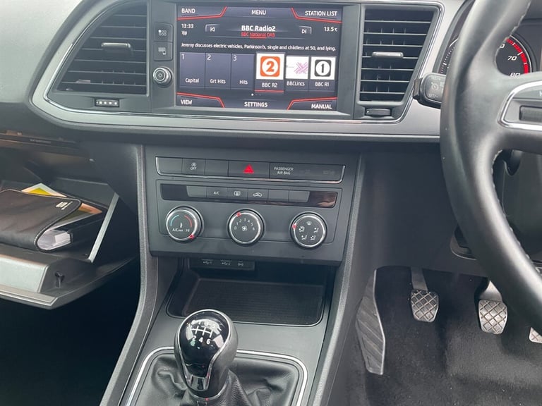 2018 SEAT Leon TSI SE DYNAMIC TECHNOLOGY Hatchback Petrol Manual