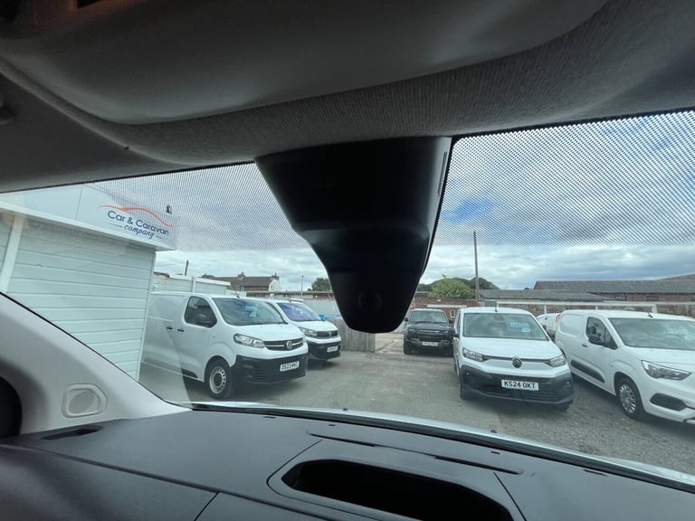 2022 72 VAUXHALL VIVARO 1.5 TURBO D 2900 DYNAMIC PANEL VAN 6DR DIESEL MANUAL L2 