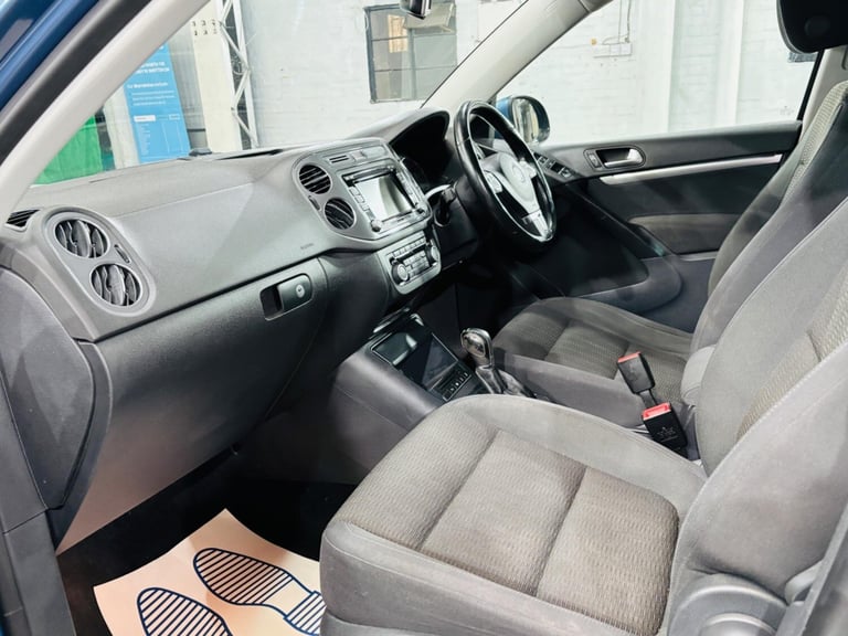 2012 Volkswagen Tiguan 2.0 TDI BlueMotion Tech SE DSG 4WD Euro 5 (s/s) 5dr ESTATE Diesel Automatic