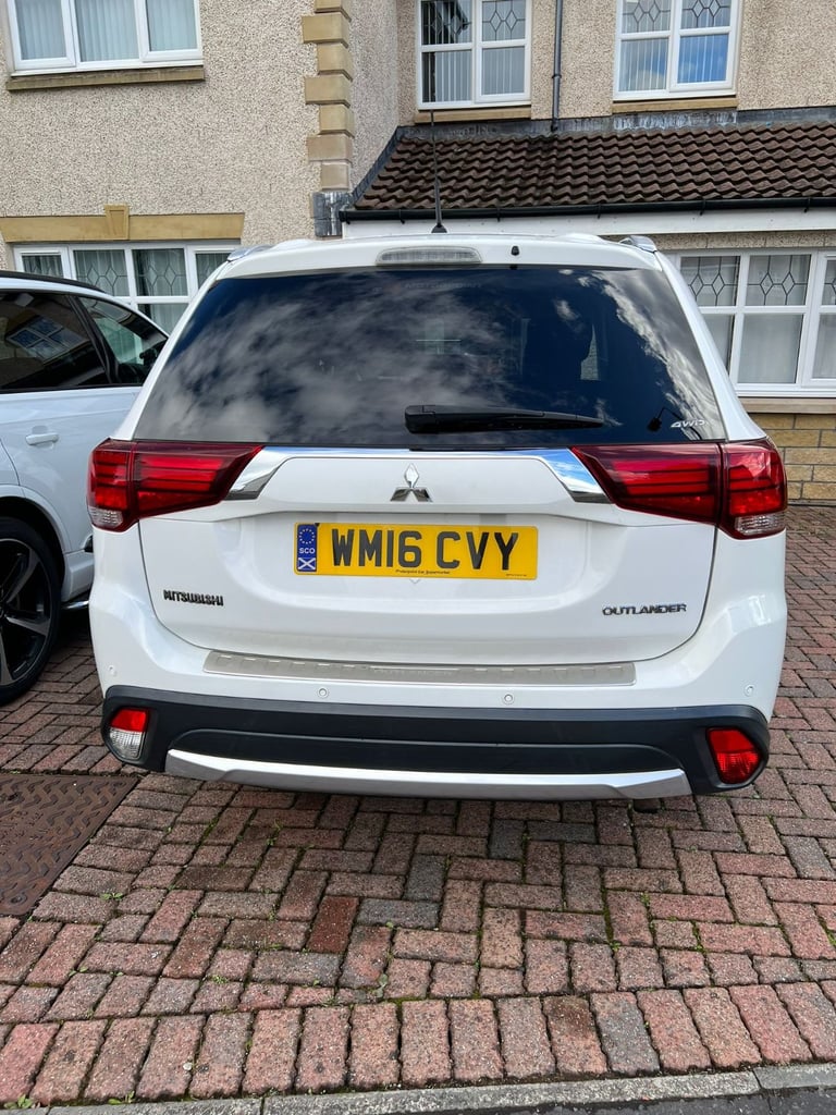 Mitsubishi Outlander 2016 (16) - 2.2 DI-D GX3 5dr Diesel Auto 4WD(Euro 6)*7 SEAT*