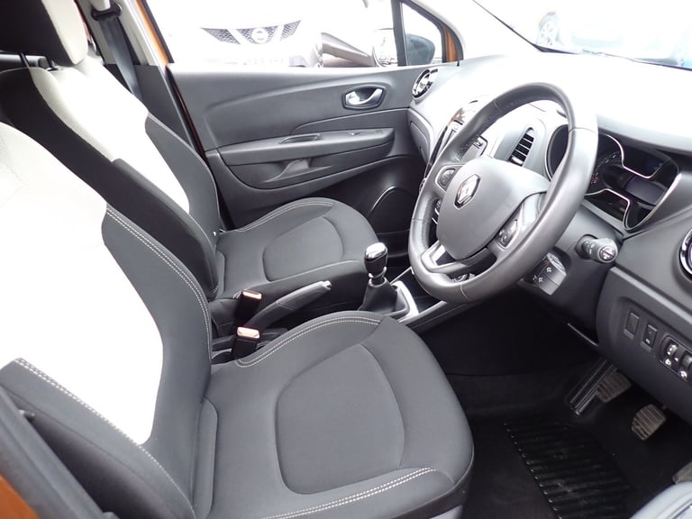 2019 Renault Captur 1.3 TCe ENERGY Iconic SUV 5dr Petrol Manual Euro 6 (s/s)