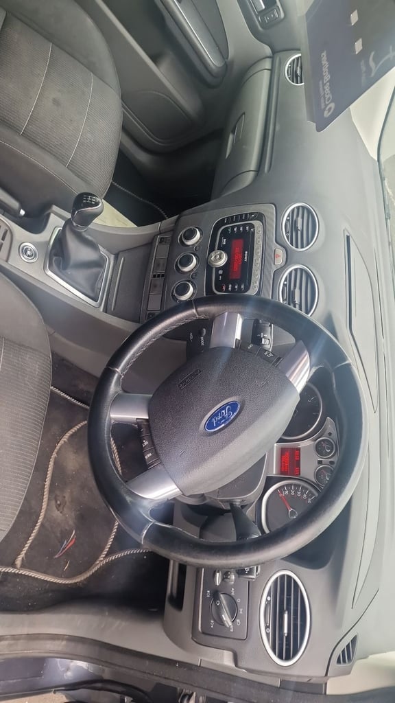 2010 focus titanium deisel 