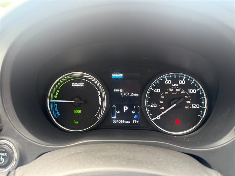 2018 Mitsubishi Outlander 2.0h 12kWh 4h SUV 5dr Petrol Plug-in Hybrid CVT 4WD Euro 6 (s/s) (200 p...
