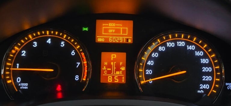 2014 Toyota Avensis 2.0 V-Matic Excel Touring CVT 5dr Petrol Automatic