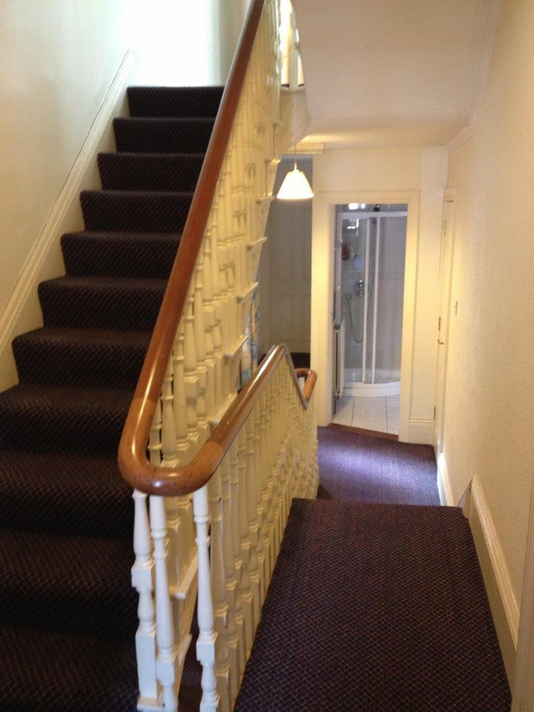 House with Double Rooms Available for Rent - 90 Malone Avenue Belfast 