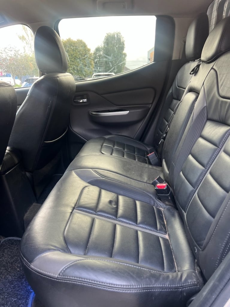 2016 Mitsubishi L200 2.4 DI-D DC Barbarian Pickup Double Cab 4dr Diesel Auto 4WD Euro 5 (178 ps) ...