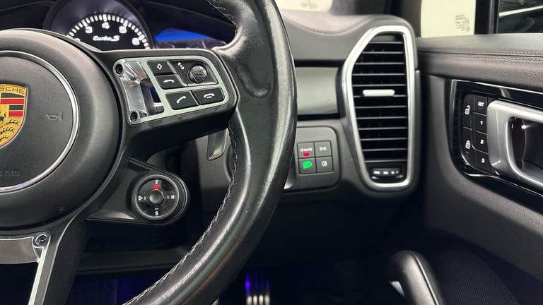 2021 Porsche Cayenne 4.0 V8 E-Hybrid 17.9kWh Turbo S Coupe 5dr Petrol Plug-in Hybrid TiptronicS C...
