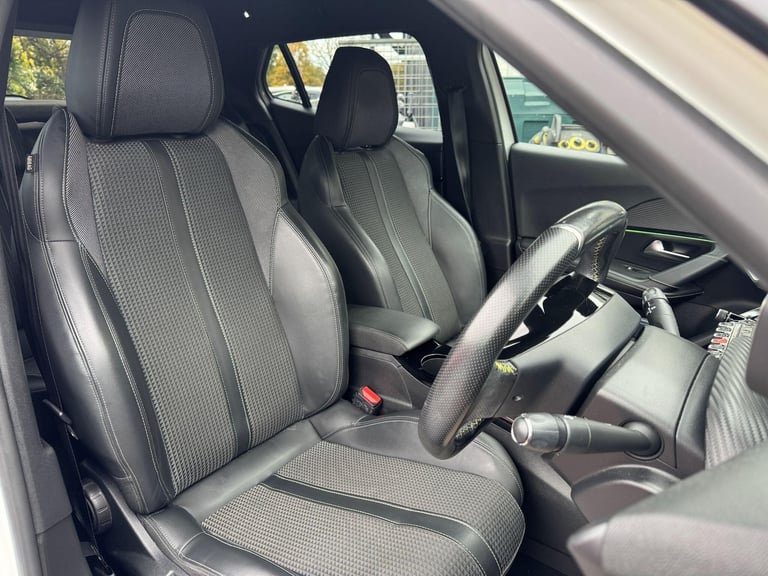 2021 Peugeot 2008 1.2 PureTech GT Line SUV 5dr Petrol Manual Euro 6 (s/s) (130 ps) HATCHBACK Petr...