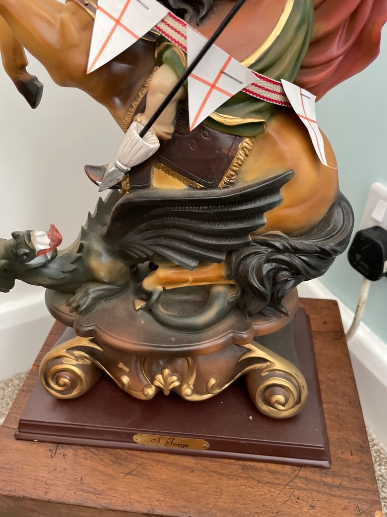 George and dragon statue