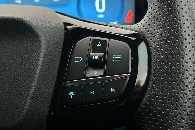 2025 Ford Puma 1.0 EcoBoost Hybrid mHEV ST-Line 5dr DCT HATCHBACK PETROL Automatic