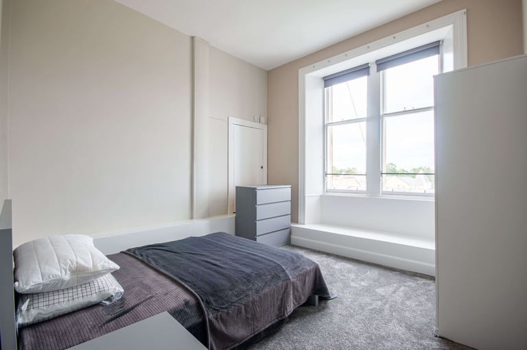  Fantastic, 3 bedroom, HMO flat on Leith Walk – available soon