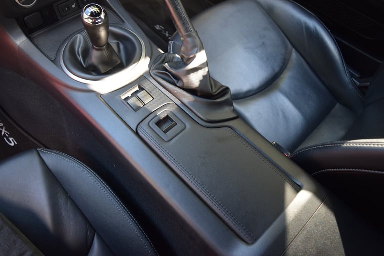 MAZDA MX-5 2.0 i Sport Tech Red Manual Petrol 2012