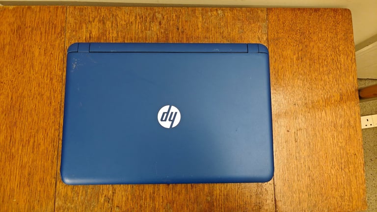 HP Pavilion 15-AB271NA Laptop (Core i3 5157U / 8GB / 256GB)