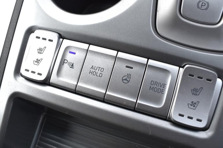 2020 Hyundai KONA 64kwh Premium Se Suv 5dr Electric Auto (7kw Charger) (204 Ps) HATCHBACK Electri...