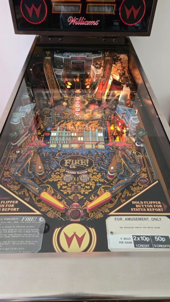 Williams Fire! Pinball Machine