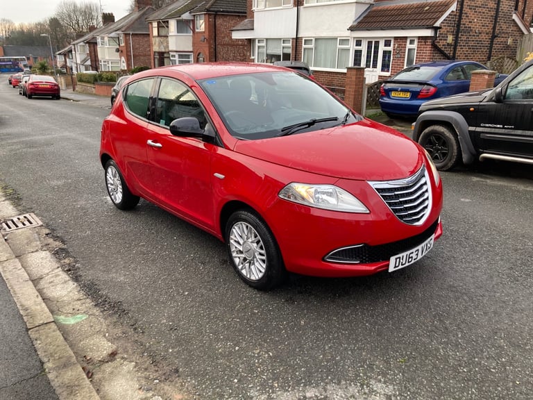 image for Chrysler, YPSILON, Hatchback, 2014, Manual, 1242 (cc), 5 doors