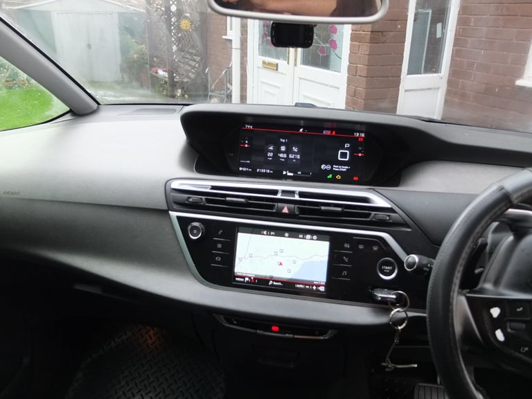 Citroen, GRAND C4 PICASSO, MPV, 2017, Semi-Auto, 1560 (cc), 5 doors