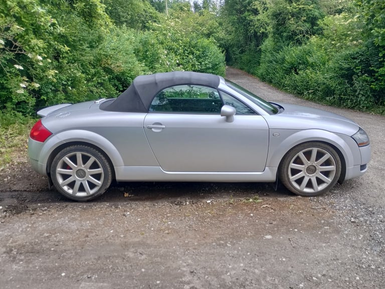 Audi, TT, Convertible, 2004, Manual, 1781 (cc), 2 doors