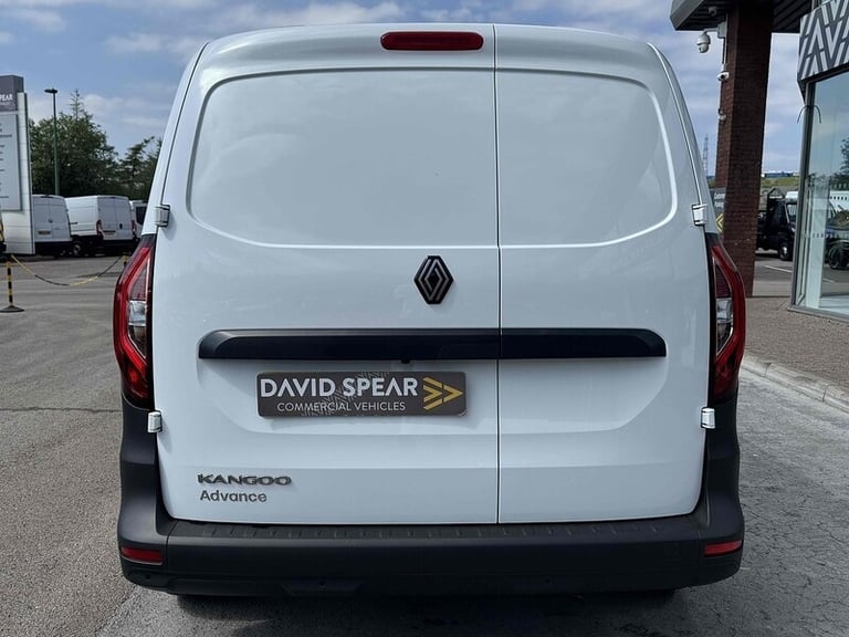  Renault Kangoo dci 95ps Advance 5 Seat Crew LWB with Sat Nav, Rev Cam, Air Con &amp; Delivery  C...