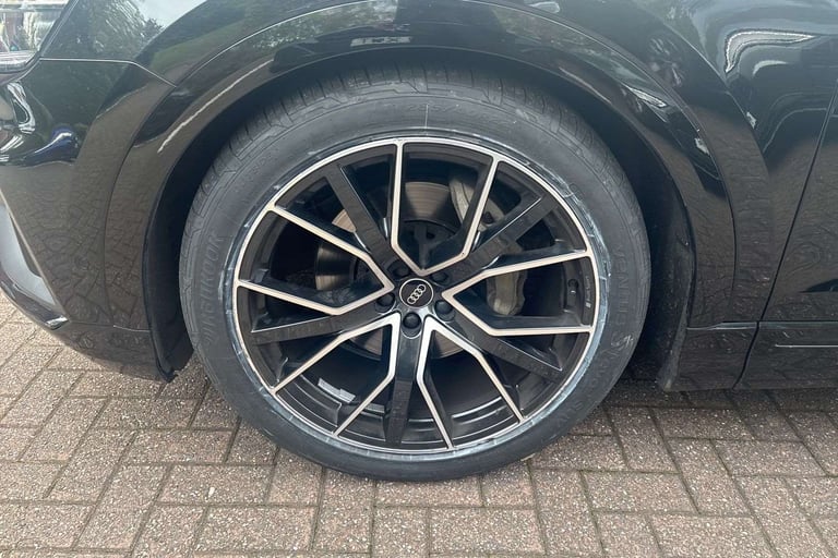  Audi Q8 55 TFSI Quattro Black Edition 5dr Tiptronic SUV Petrol Automatic