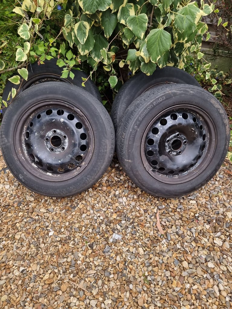 X4 16inch steel wheels with tyres and covers