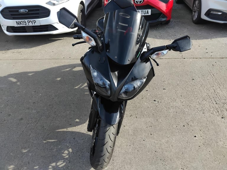 2009 09 KAWASAKI ZX 1000 ZX10 E9F BLACK SPORT BIKE NEW MOT HPI CLEAR