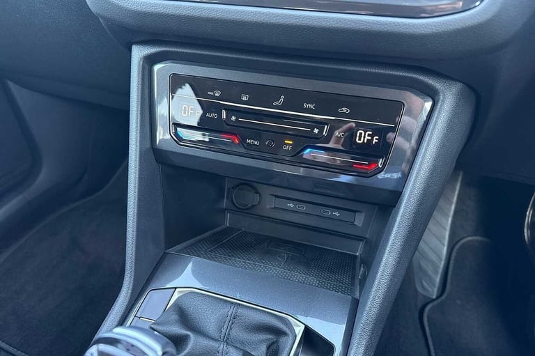 2025 Volkswagen Tiguan 1.5 TSI Life 5dr DSG SUV Petrol Automatic