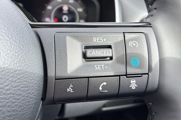 2025 Nissan Qashqai 1.3 DiG-T MH N-Connecta 5dr HATCHBACK PETROL Manual